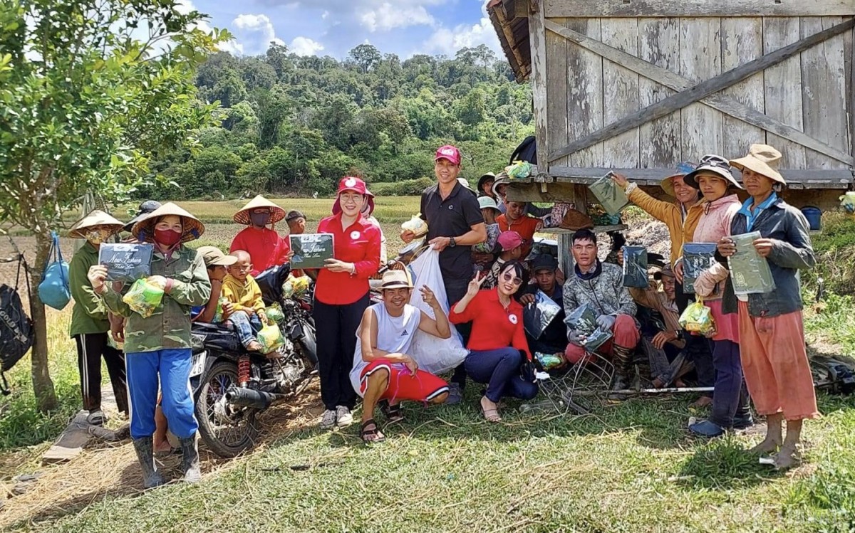 Ấm lòng những suất cơm 0 đồng tới với bệnh nhân nghèo Gia Lai