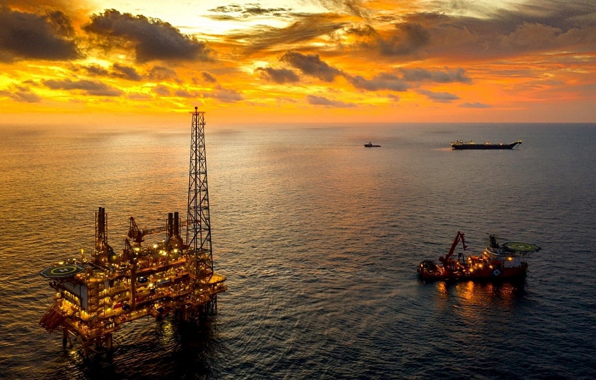 Khung cảnh tuyệt đẹp tại giàn xử lý trung tâm Sao Vàng - CPP Khung cảnh tuyệt đẹp tại giàn xử lý trung tâm Sao Vàng - CPP