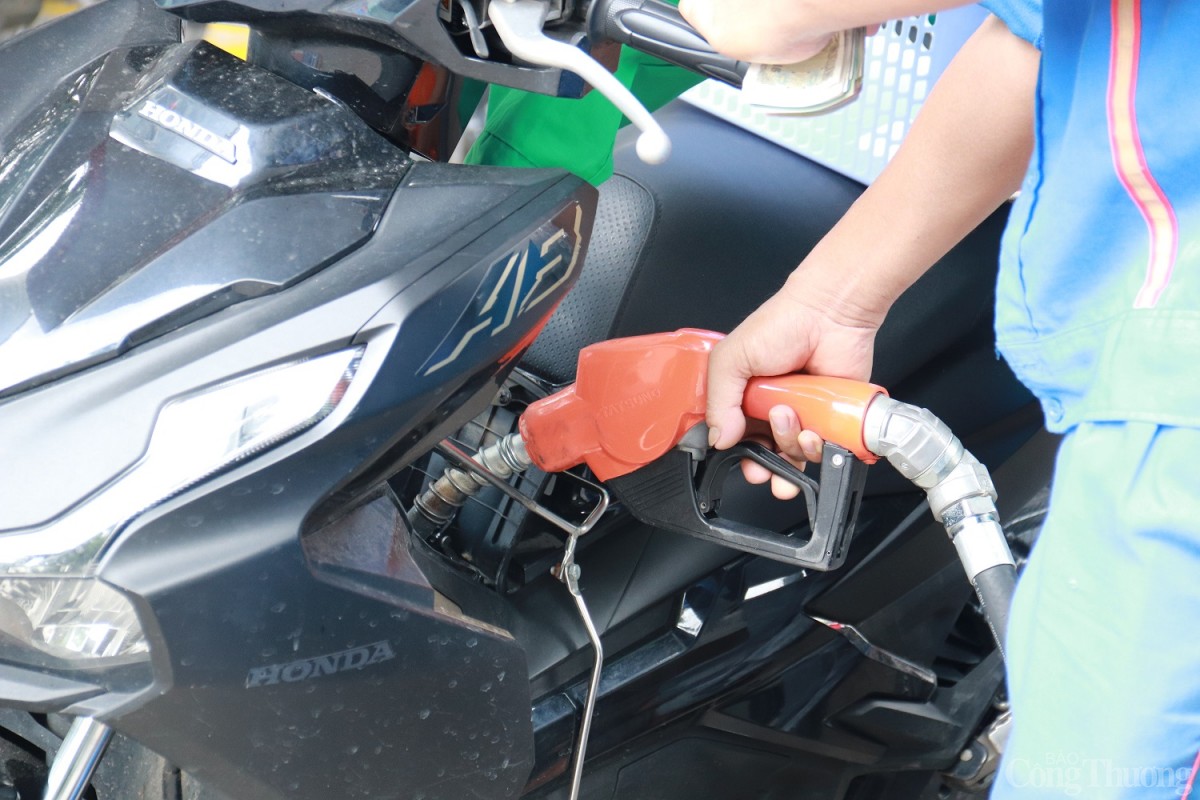 Giá xăng dầu hôm nay 21/04/2025