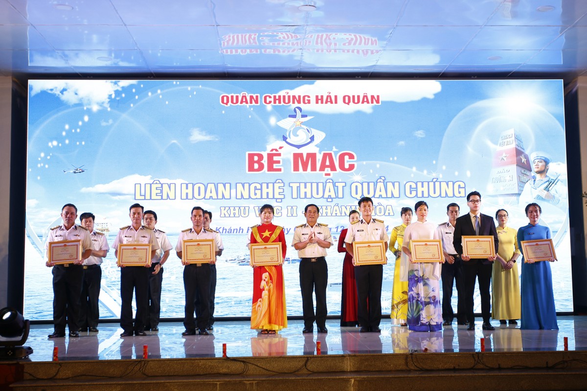 Bế mạc liên hoan nghệ thuật quần chúng Quân chủng Hải quân năm 2024, khu vực II Bế mạc liên hoan nghệ thuật quần chúng Quân chủng Hải quân năm 2024, khu vực II