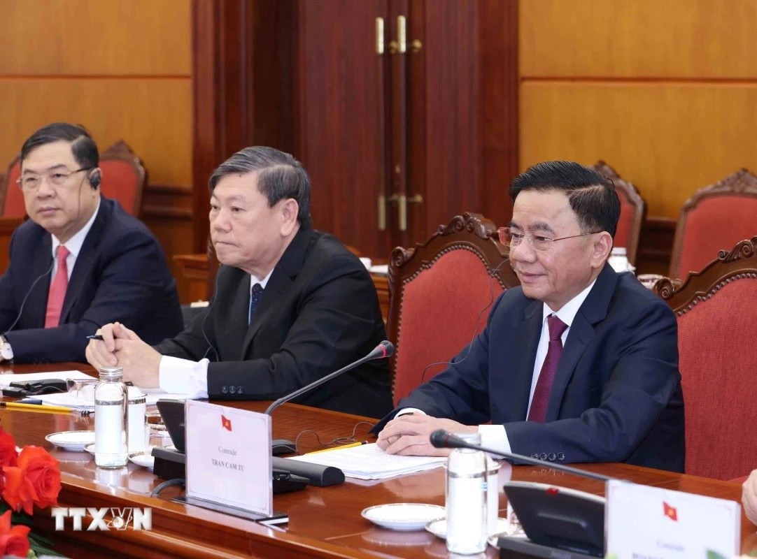 Ông Trần Cẩm Tú, Ủy viên Bộ Chính trị, Thường trực Ban Bí thư, Chủ nhiệm Ủy ban Kiểm tra Trung ương tại hội đàm Ông Trần Cẩm Tú, Ủy viên Bộ Chính trị, Thường trực Ban Bí thư, Chủ nhiệm Ủy ban Kiểm tra Trung ương tại hội đàm