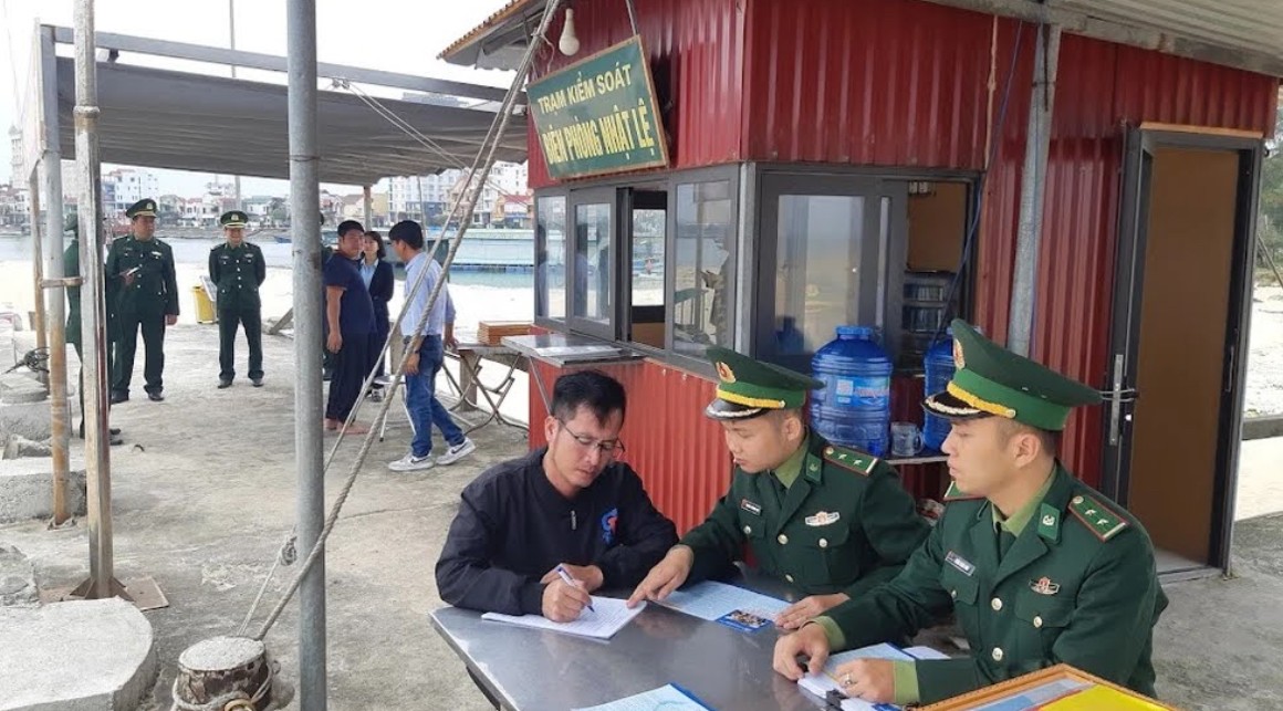 undefined tỉnh Quảng Bình đã đưa ra nhiều giải pháp đồng bộ trong công tác chống khai thác IUU đem đến nhiều chuyển biến tích cực.