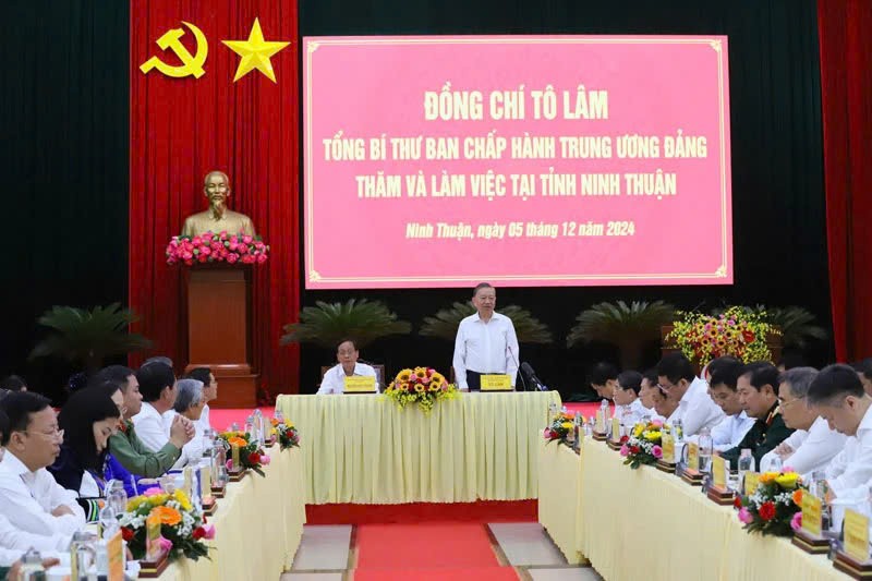 Tổng Bí thư Tô Lâm và Đoàn công tác của Trung ương làm việc với Ban Thường vụ Tỉnh ủy Ninh Thuận. Tổng Bí thư Tô Lâm và Đoàn công tác của Trung ương làm việc với Ban Thường vụ Tỉnh ủy Ninh Thuận.