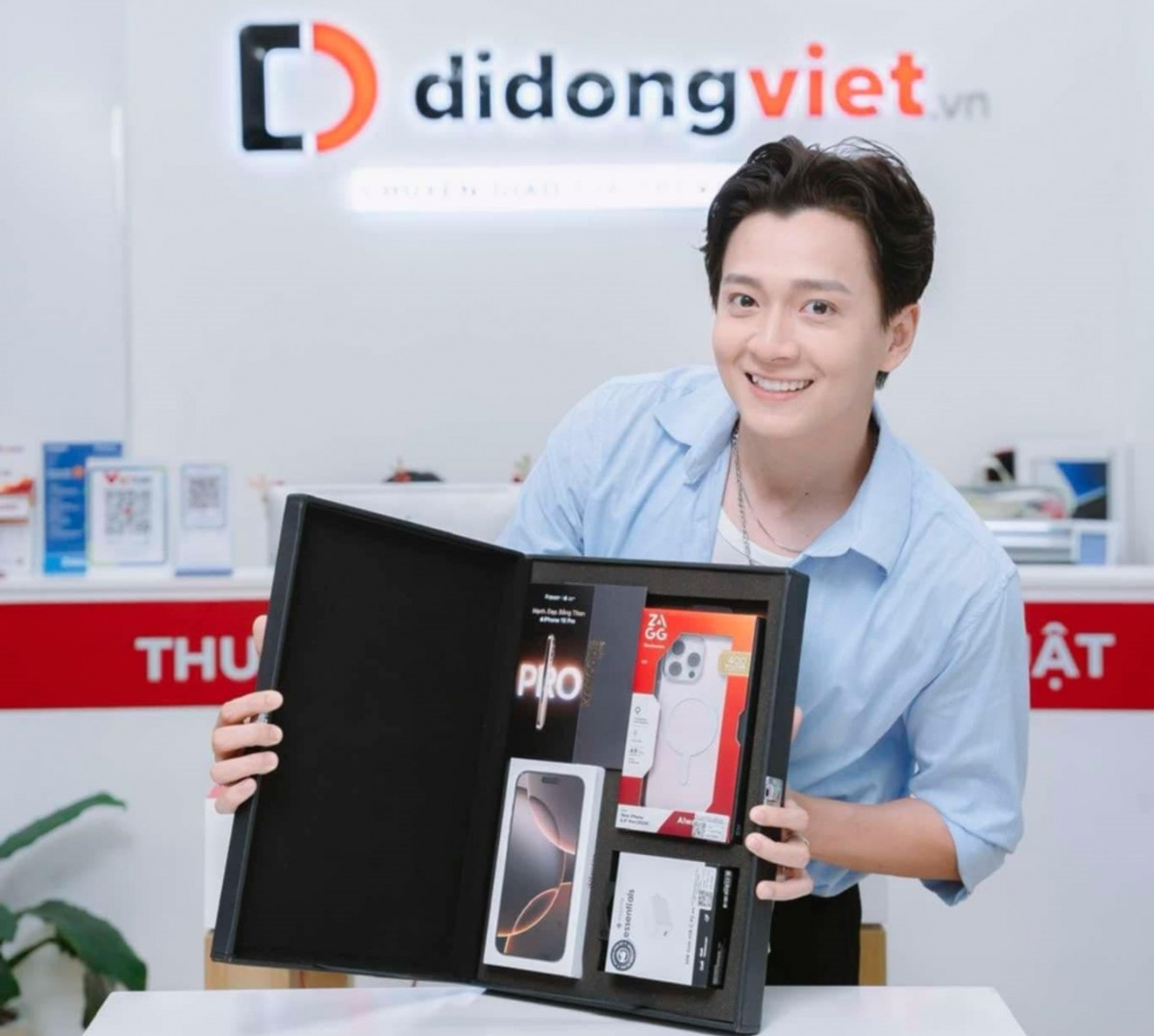 Di Động Việt mở thêm điểm bán dịp cuối năm: Là thời cơ hay thách thức?