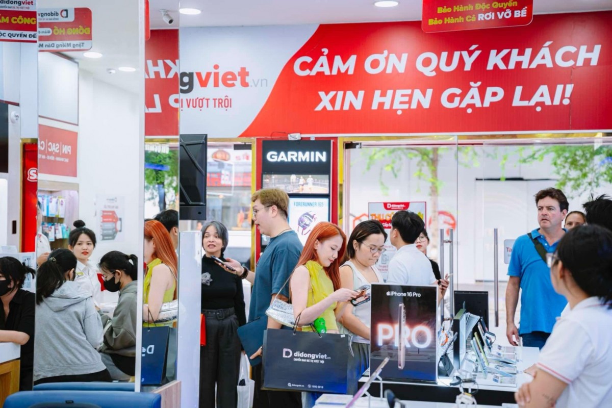 Di Động Việt mở thêm điểm bán dịp cuối năm: Là thời cơ hay thách thức?