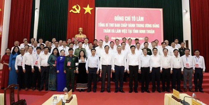 Tổng Bí thư Tô Lâm: Nhanh chóng tháo gỡ điểm nghẽn để khởi động lại Nhà máy điện hạt nhân Ninh Thuận Tổng Bí thư Tô Lâm: Nhanh chóng tháo gỡ điểm nghẽn để khởi động lại Nhà máy điện hạt nhân Ninh Thuận