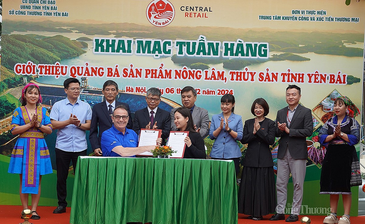 Ký kết thỏa thuận hợp tác giữa các đơn vị của tỉnh Yên Bái và đại diện tập đoàn Central Retail Ký kết thỏa thuận hợp tác giữa các đơn vị của tỉnh Yên Bái và đại diện tập đoàn Central Retail