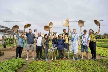 Khách quốc tế đến Việt Nam tăng kỷ lục gần 40%