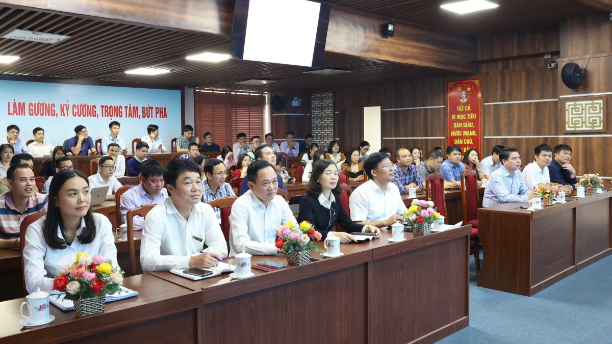 Sở Thông tin và Truyền thông tỉnh Bắc Ninh: Bàn về đạo đức công vụ trong thời kỳ chuyển đổi số Sở Thông tin và Truyền thông tỉnh Bắc Ninh: Bàn về đạo đức công vụ trong thời kỳ chuyển đổi số