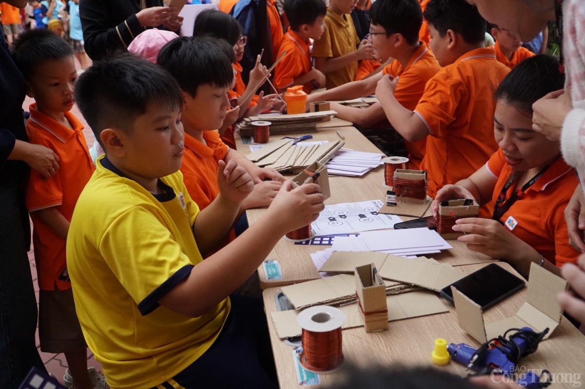 Đà Nẵng: Hơn 6.000 người tham gia OPEN STEM DAY ‘trải nghiệm thế giới thông minh’