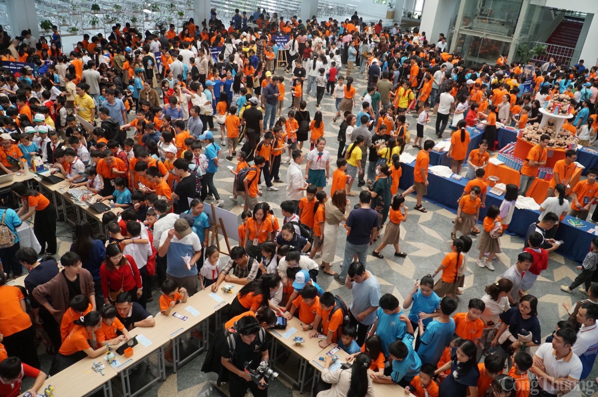 Đà Nẵng: Hơn 6.000 người tham gia OPEN STEM DAY ‘trải nghiệm thế giới thông minh’