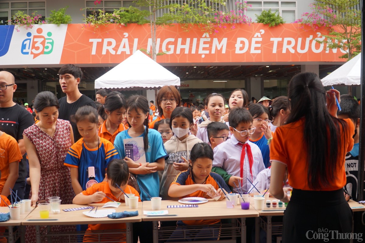 Đà Nẵng: Hơn 6.000 người tham gia OPEN STEM DAY ‘trải nghiệm thế giới thông minh’