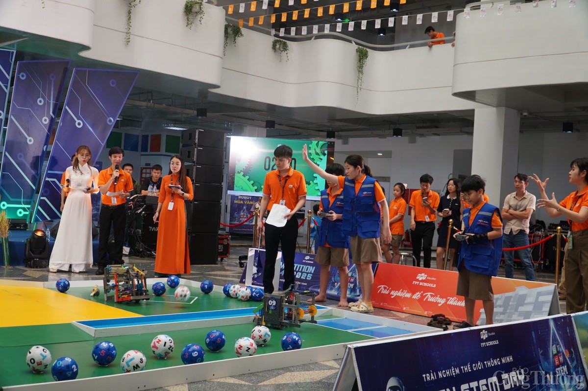 Đà Nẵng: Hơn 6.000 người tham gia OPEN STEM DAY ‘trải nghiệm thế giới thông minh’