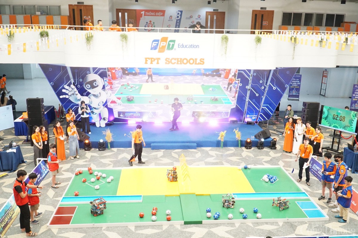 Đà Nẵng: Hơn 6.000 người tham gia OPEN STEM DAY ‘trải nghiệm thế giới thông minh’