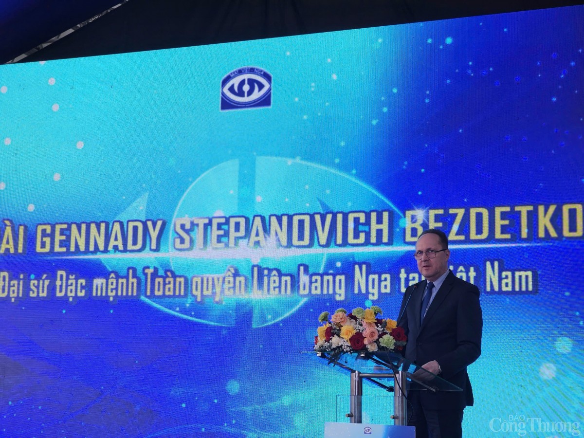 Ông Bezdetko Gennady Stepanovich - Đại sứ đặc mệnh toàn quyền Liên bang Nga tại Việt Nam phát biểu tại sự kiện - Ảnh: Thảo Nguyên Ông Bezdetko Gennady Stepanovich - Đại sứ đặc mệnh toàn quyền Liên bang Nga tại Việt Nam phát biểu tại sự kiện - Ảnh: Thảo Nguyên