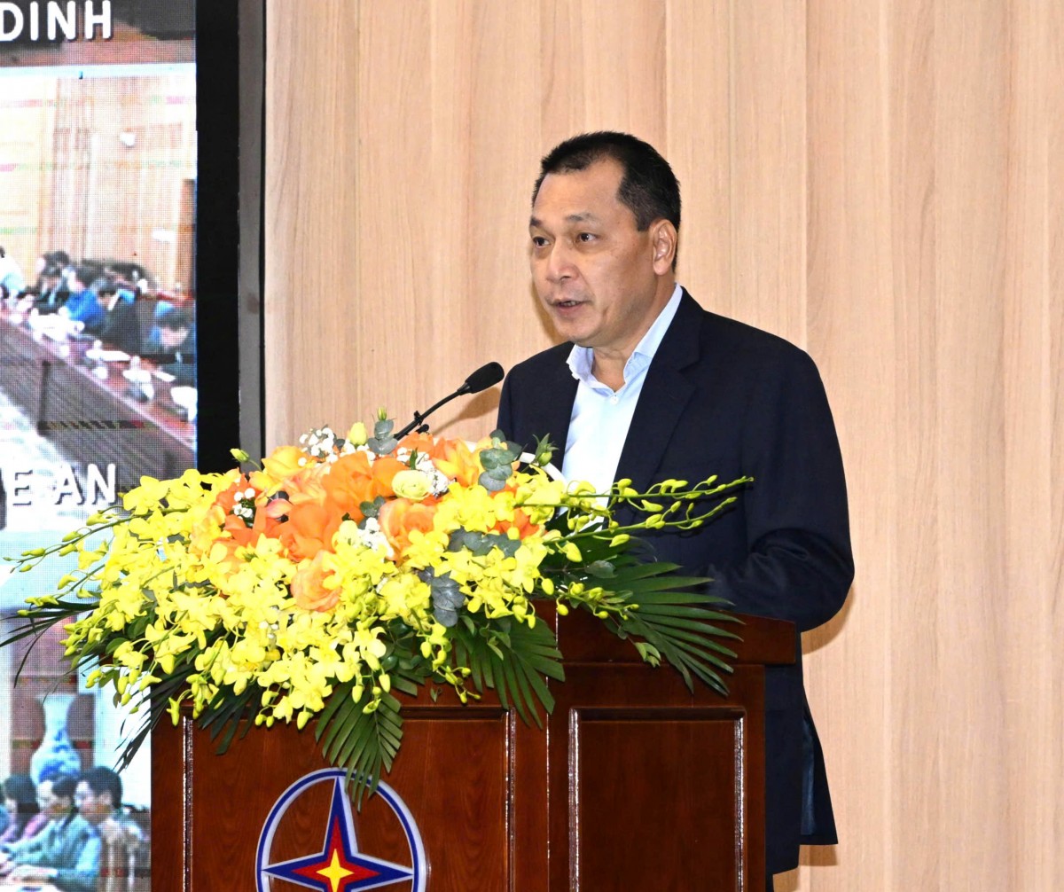 Thủ tướng Phạm Minh Chính dự Hội nghị tổng kết đường dây 500kV mạch 3 Thủ tướng Phạm Minh Chính dự Hội nghị tổng kết đường dây 500kV mạch 3