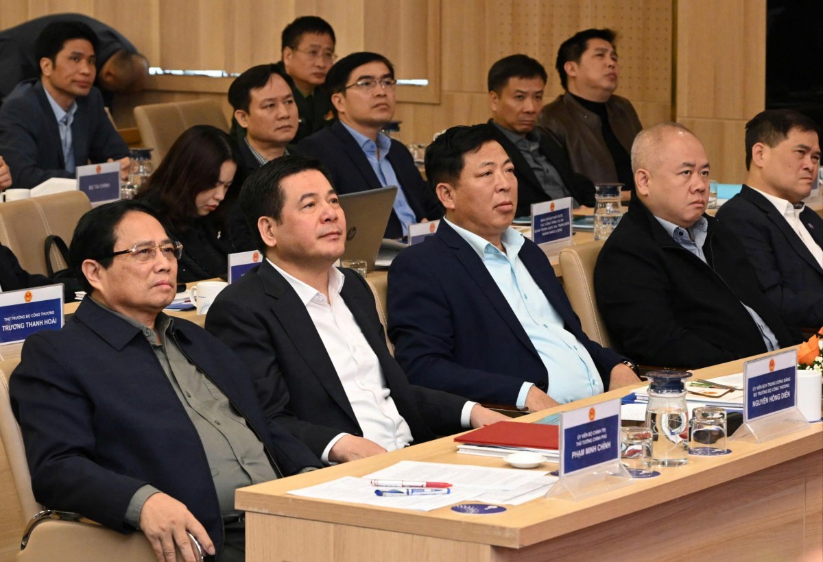 Thủ tướng Phạm Minh Chính dự Hội nghị tổng kết đường dây 500kV mạch 3 Thủ tướng Phạm Minh Chính dự Hội nghị tổng kết đường dây 500kV mạch 3