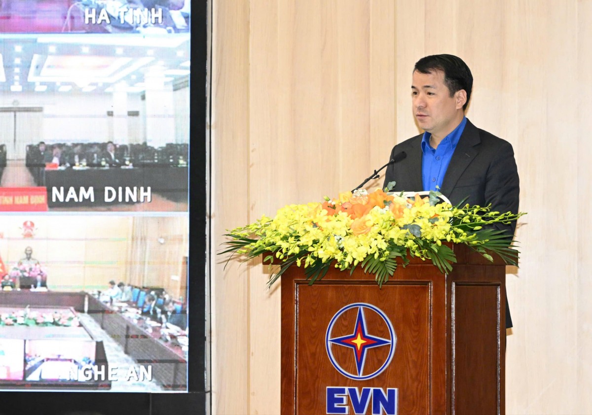 Đường dây 500kV mạch 3: Khơi dậy tinh thần trách nhiệm, quyết tâm của tuổi trẻ