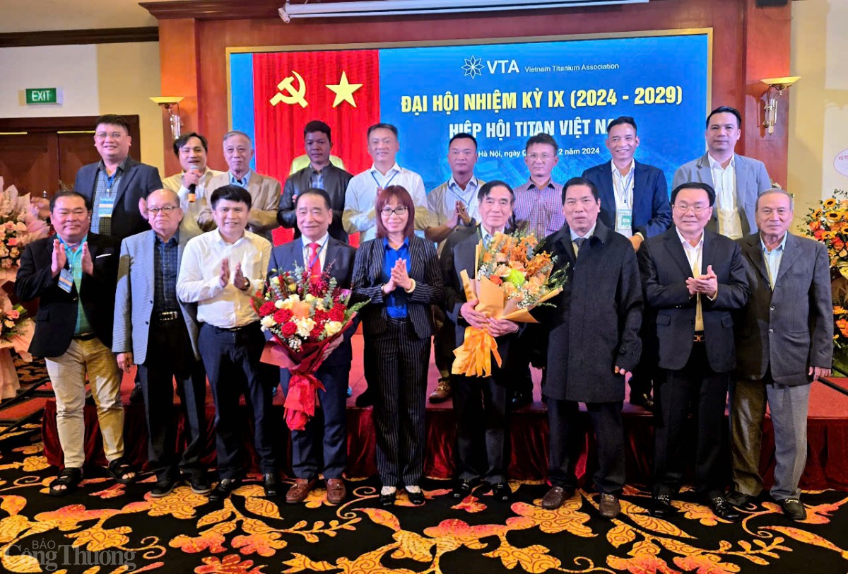 Đại hội Hiệp hội titan Việt Nam lần thứ IX tìm giải pháp thoát khó Đại hội Hiệp hội titan Việt Nam lần thứ IX tìm giải pháp thoát khó