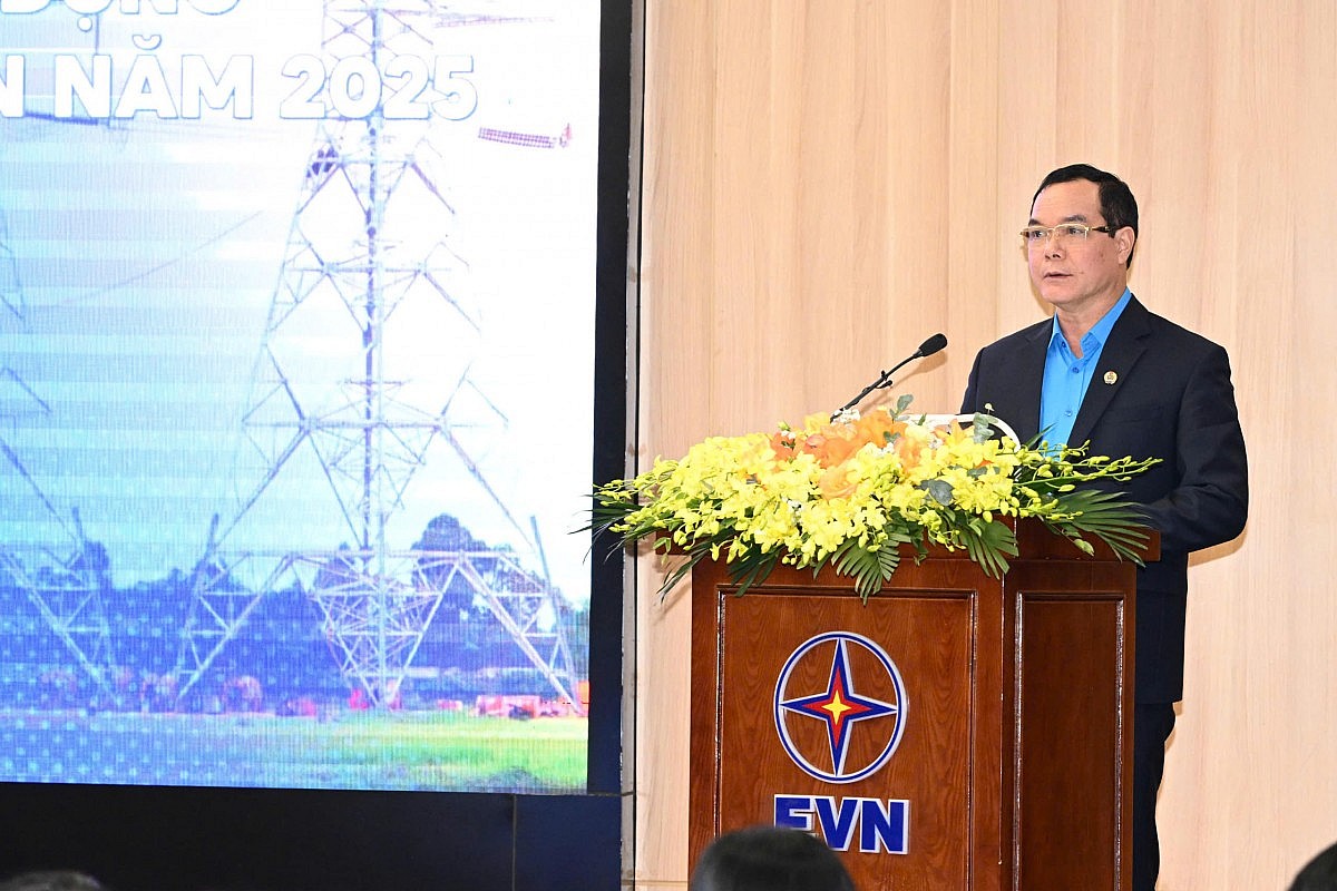Kỳ tích đường dây 500kV mạch 3: Sự chung sức đồng lòng của cả hệ thống chính trị Kỳ tích đường dây 500kV mạch 3: Sự chung sức đồng lòng của cả hệ thống chính trị