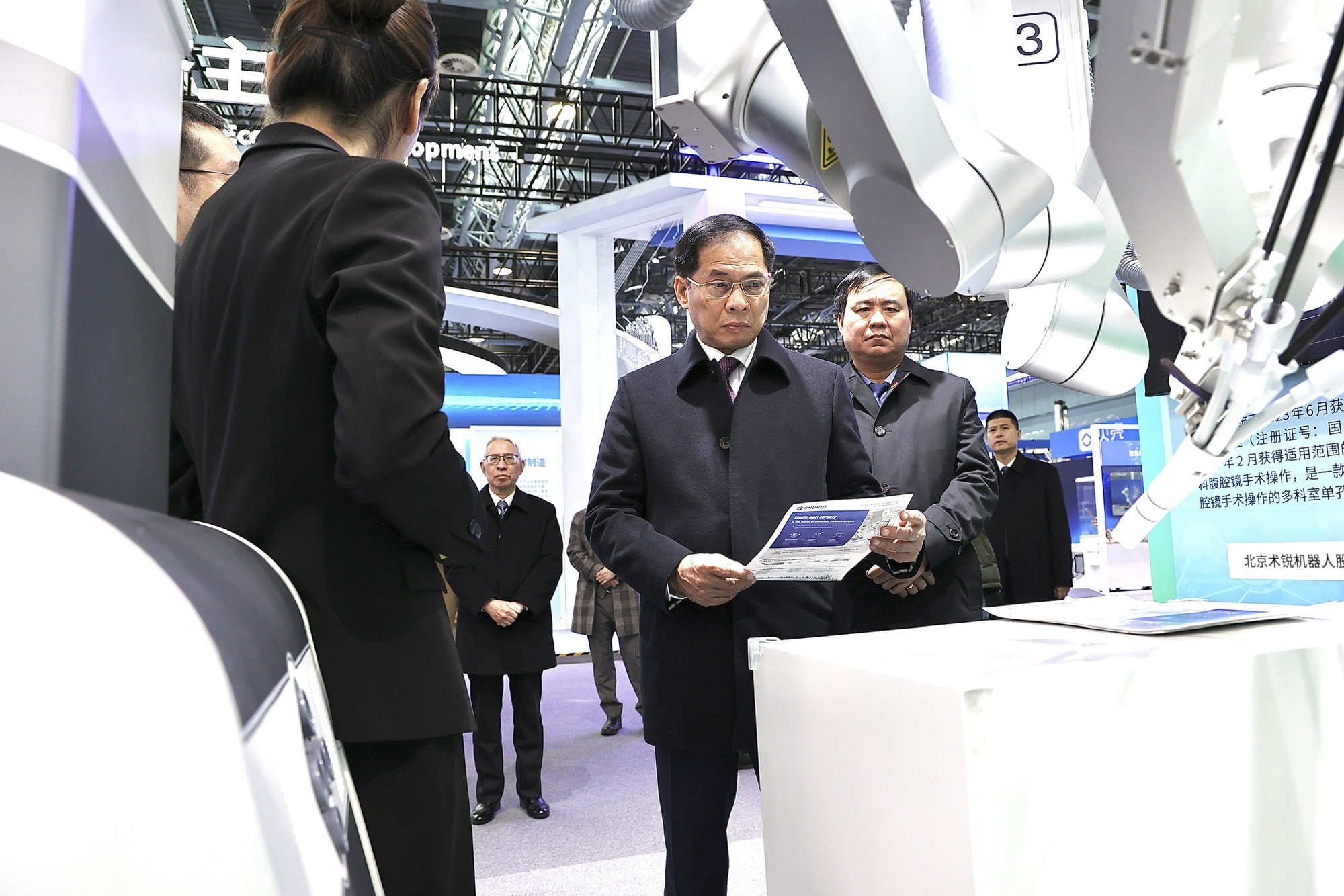 Phó Thủ tướng: Khu công nghiệp công nghệ cao Trung Quan Thôn (Trung Quốc) - hình mẫu để Việt Nam học tập Phó Thủ tướng: Khu công nghiệp công nghệ cao Trung Quan Thôn (Trung Quốc) - hình mẫu để Việt Nam học tập