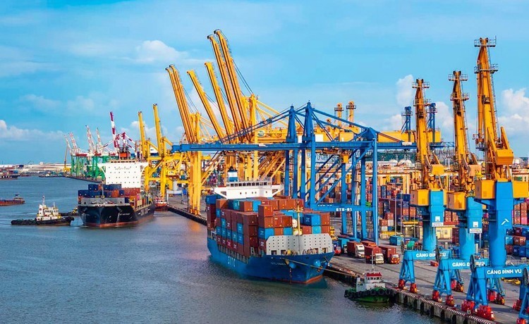 Điểm tên 7 nhóm hàng có kim ngạch xuất khẩu trên 10 tỷ USD