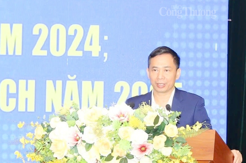 Du lịch Sầm Sơn đặt mục tiêu đón 9,68 triệu lượt khách năm 2025, thu 21 nghìn tỷ đồng Du lịch Sầm Sơn đặt mục tiêu đón 9,68 triệu lượt khách năm 2025, thu 21 nghìn tỷ đồng