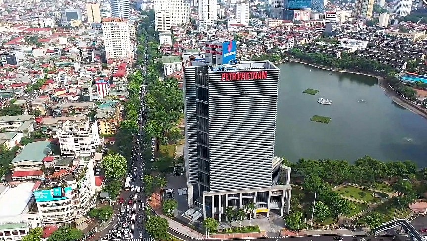 Việc tái cấu trúc tổ chức bộ máy điều hành đã giúp Petrovietnam đã vượt qua giai đoạn khó khăn nhất trong lịch sử phát triển