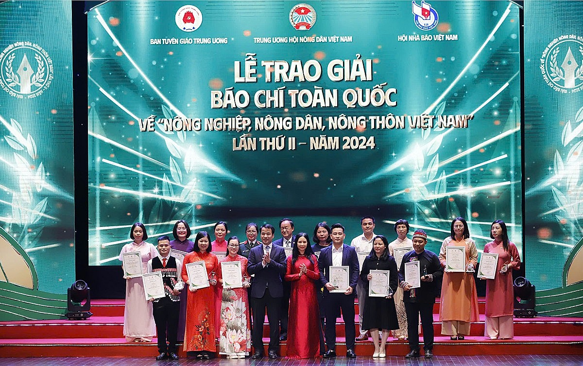 Báo Công Thương đạt giải chuyên đề Báo chí viết về Tam nông