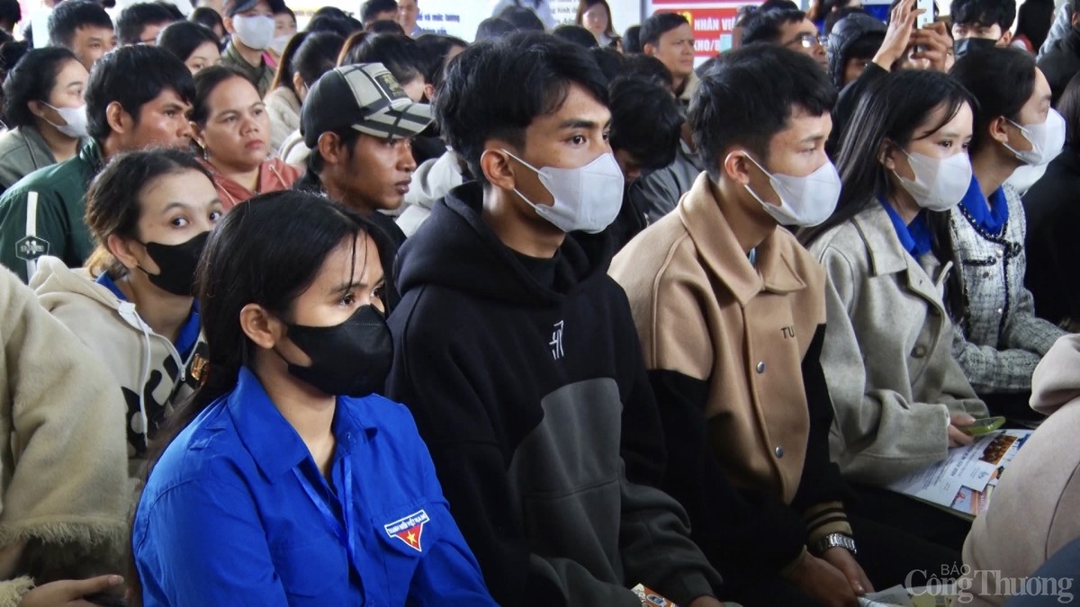 Ngày hội việc làm mở ra nhiều cơ hội cho người lao động Gia Lai