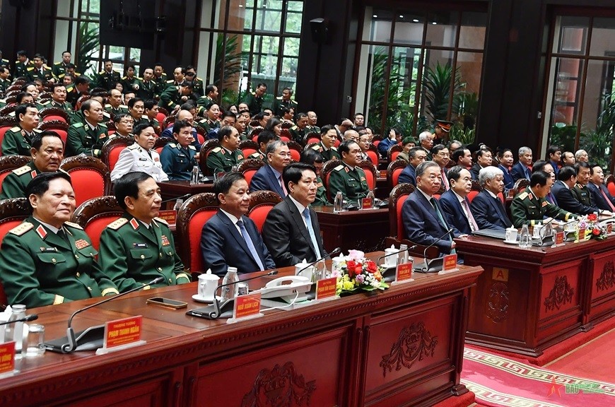 Tổng Bí thư Tô Lâm, Chủ tịch nước Lương Cường, Chủ tịch Quốc hội Trần Thanh Mẫn và các đại biểu dự Lễ kỷ niệm. Tổng Bí thư Tô Lâm, Chủ tịch nước Lương Cường, Chủ tịch Quốc hội Trần Thanh Mẫn và các đại biểu dự Lễ kỷ niệm.