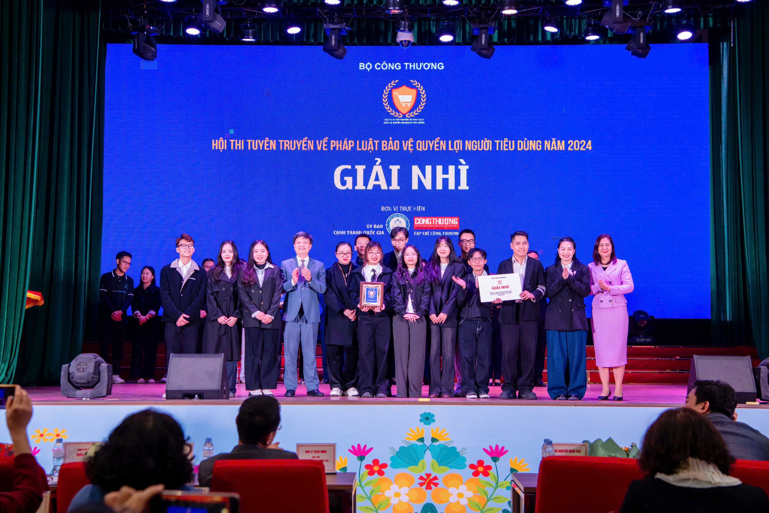 Tổng cục Quản lý thị trường giành giải Nhất cuộc thi Tuyên truyền pháp luật bảo vệ quyền lợi người tiêu dùng Tổng cục Quản lý thị trường giành giải Nhất cuộc thi Tuyên truyền pháp luật bảo vệ quyền lợi người tiêu dùng