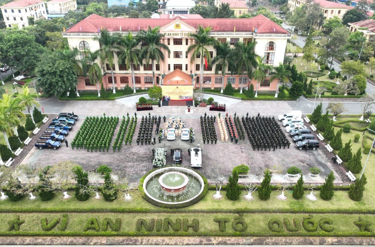 Lai Châu: Lễ ra quân đợt cao điểm trấn áp các loại tội phạm dịp Tết Nguyên đán Ất Tỵ 2025