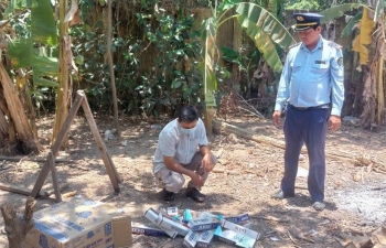 Đến hẹn lại lên, buôn lậu thuốc lá lại 'nóng' dịp cuối năm