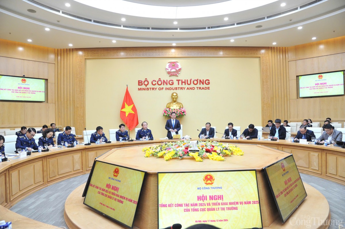 Bộ trưởng Nguyễn Hồng Diên: Tuyệt đối không bỏ trống, làm gián đoạn hoạt động kiểm tra, kiểm soát thị trường