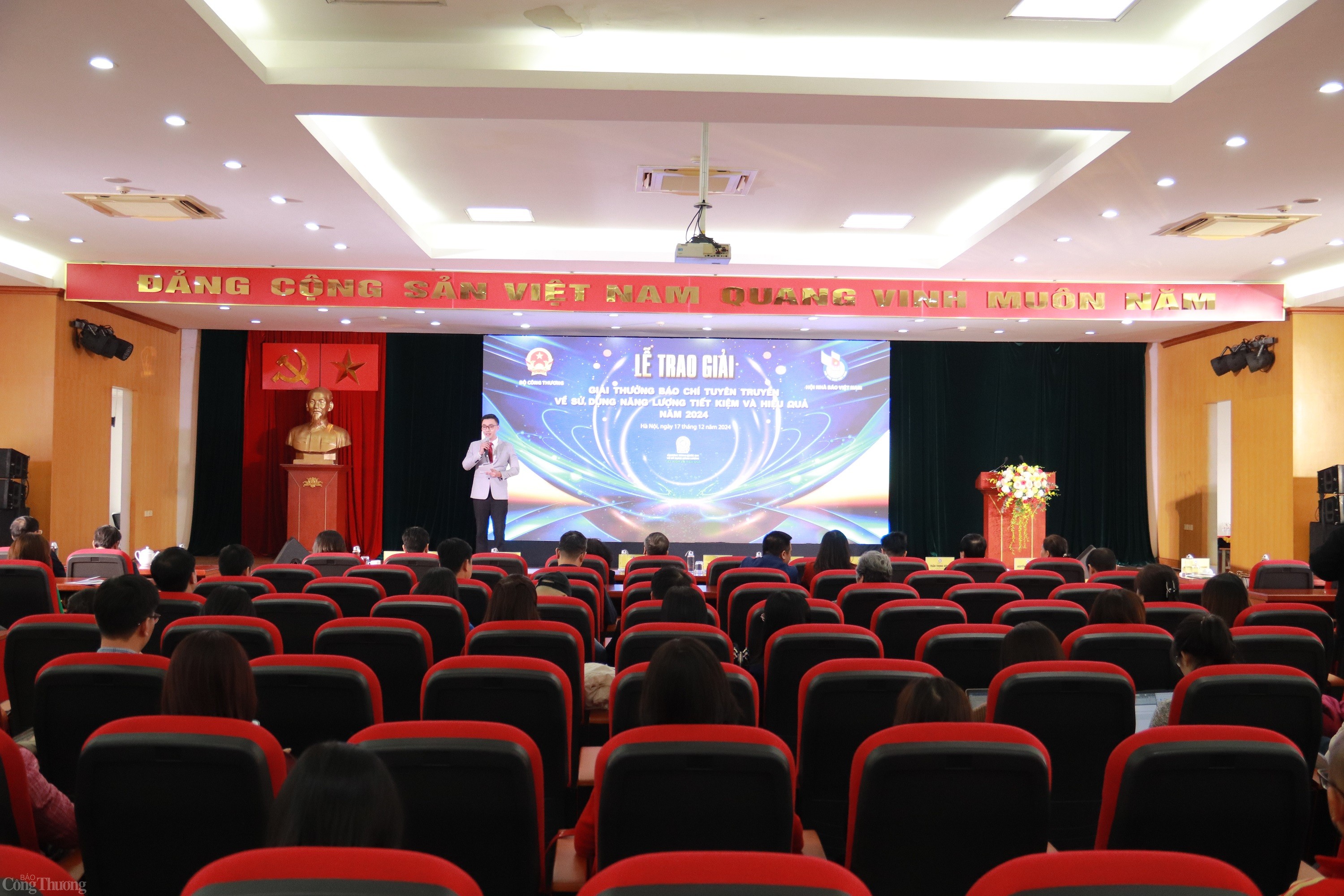 Báo Công Thương đoạt giải B báo chí tuyên truyền về sử dụng năng lượng tiết kiệm và hiệu quả 2024