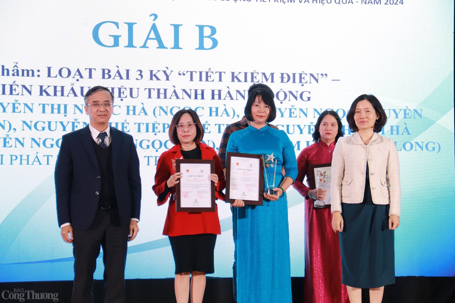 Danh sách các tác phẩm đoạt giải báo chí tuyên truyền về sử dụng năng lượng tiết kiệm và hiệu quả 2024 Danh sách các tác phẩm đoạt giải báo chí tuyên truyền về sử dụng năng lượng tiết kiệm và hiệu quả 2024