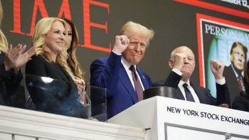 Giới doanh nghiệp toàn cầu lạc quan về nền kinh tế khi ông Donald Trump đắc cử Tổng thống