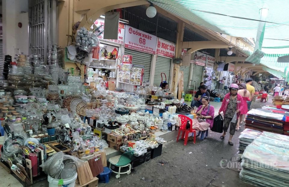 TP. Hồ Chí Minh: Chợ kẹo Bình Tây nhộp nhịp dịp cuối năm TP. Hồ Chí Minh: Chợ kẹo Bình Tây nhộp nhịp dịp cuối năm