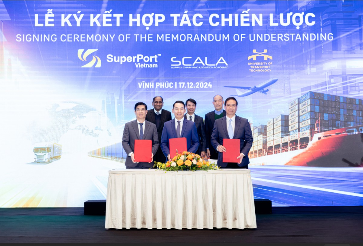 Ký kết hợp tác chiến lược, thúc đẩy sự phát triển ngành logistics Việt Nam Ký kết hợp tác chiến lược, thúc đẩy sự phát triển ngành logistics Việt Nam