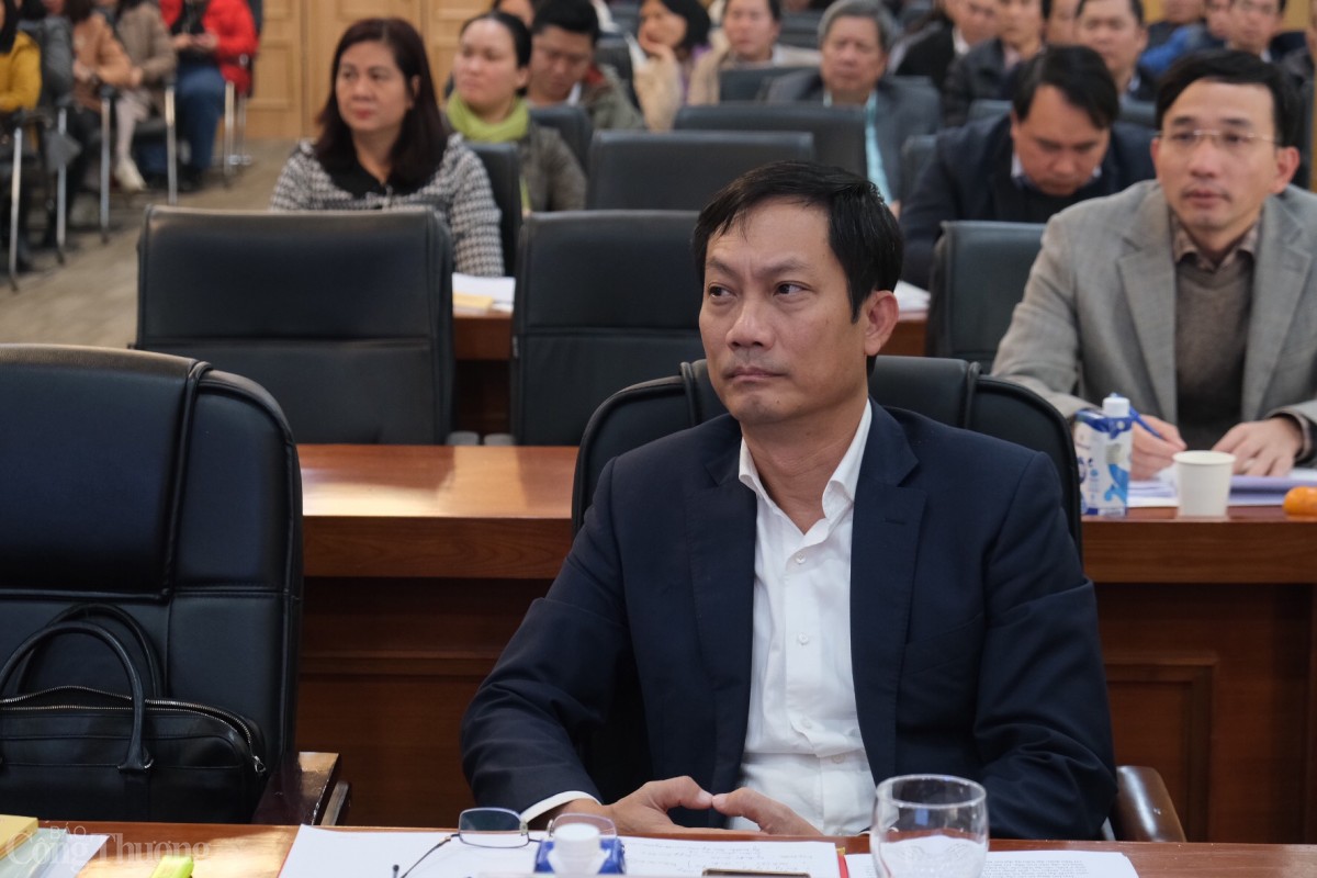 Đồng chí Lê An Hải, Phó Bí thư Thường trực, Chủ nhiệm Ủy ban Kiểm tra Đảng ủy Bộ Công Thương chủ trì hội nghị. Ảnh: Trần Đình Đồng chí Lê An Hải, Phó Bí thư Thường trực, Chủ nhiệm Ủy ban Kiểm tra Đảng ủy Bộ Công Thương chủ trì hội nghị. Ảnh: Trần Đình