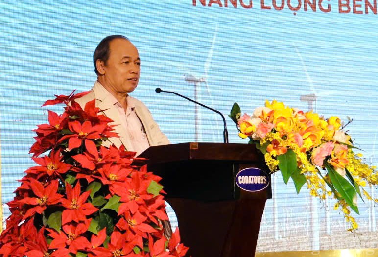 Ông Nguyễn Đình Phúc - Phó Chủ tịch Liên hiệp các Hội Khoa học và Kỹ thuật Đà Nẵng Ông Nguyễn Đình Phúc - Phó Chủ tịch Liên hiệp các Hội Khoa học và Kỹ thuật Đà Nẵng