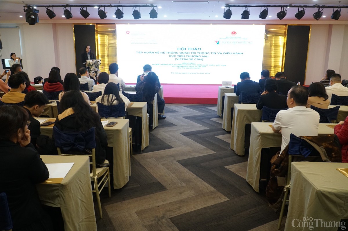 Tập huấn quản trị thông tin và điều hành xúc tiến thương mại trên hệ thống Vietrade CRM cho các cán bộ làm công tác xúc tiến thương mại miền Trung Tập huấn quản trị thông tin và điều hành xúc tiến thương mại trên hệ thống Vietrade CRM cho các cán bộ làm công tác xúc tiến thương mại miền Trung