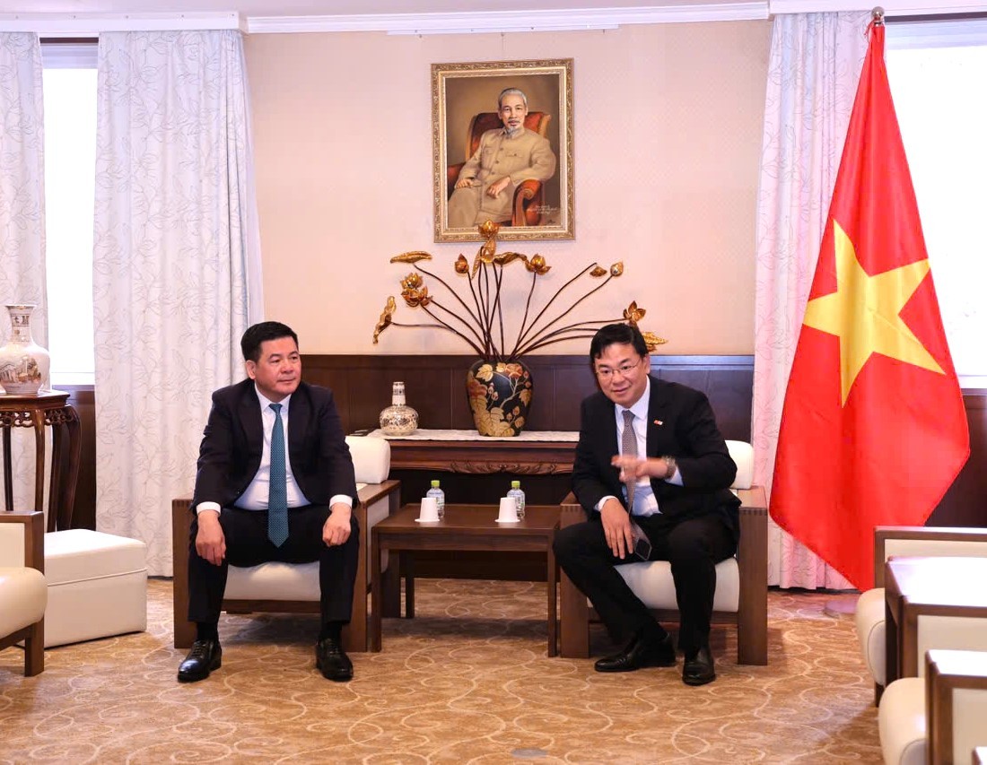 Đại sứ Phạm Quang Hiệu: Doanh nghiệp Nhật Bản góp phần quan trọng thúc đẩy phát triển ngành công nghiệp Việt Nam Đại sứ Phạm Quang Hiệu: Doanh nghiệp Nhật Bản góp phần quan trọng thúc đẩy phát triển ngành công nghiệp Việt Nam