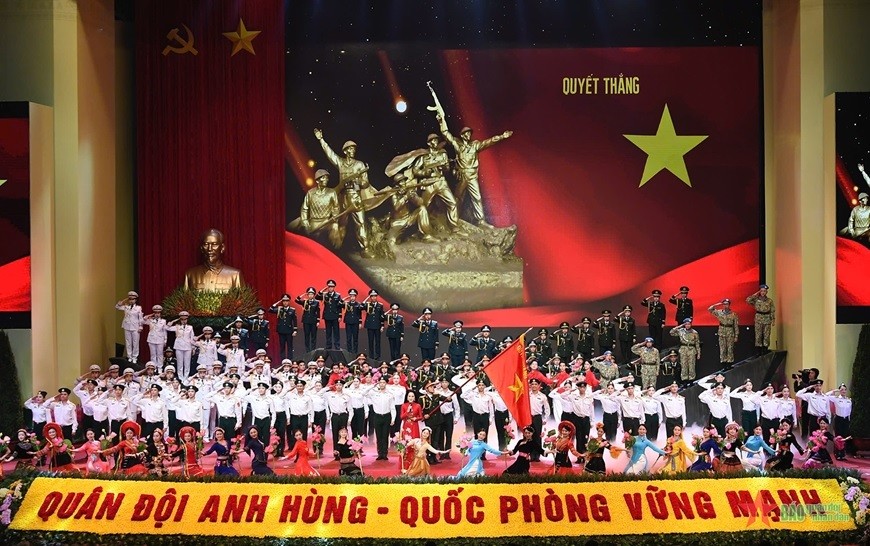 Một số tiết mục văn nghệ biểu diễn tại Lễ kỷ niệm Một số tiết mục văn nghệ biểu diễn tại Lễ kỷ niệm