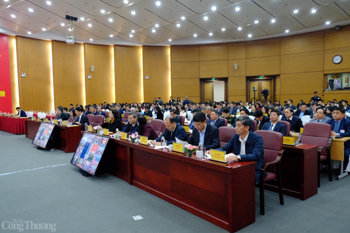 Quang cảnh hội nghị. Ảnh: Trần Đình Quang cảnh hội nghị. Ảnh: Trần Đình