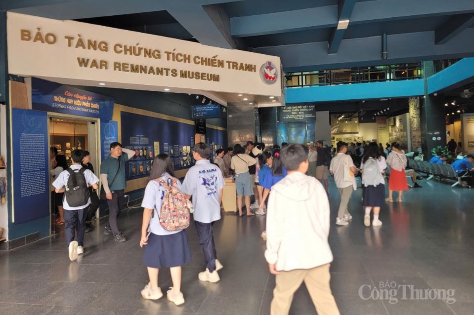 Khám phá những câu chuyện lịch sử tại Bảo tàng Chứng tích Chiến Tranh Khám phá những câu chuyện lịch sử tại Bảo tàng Chứng tích Chiến Tranh