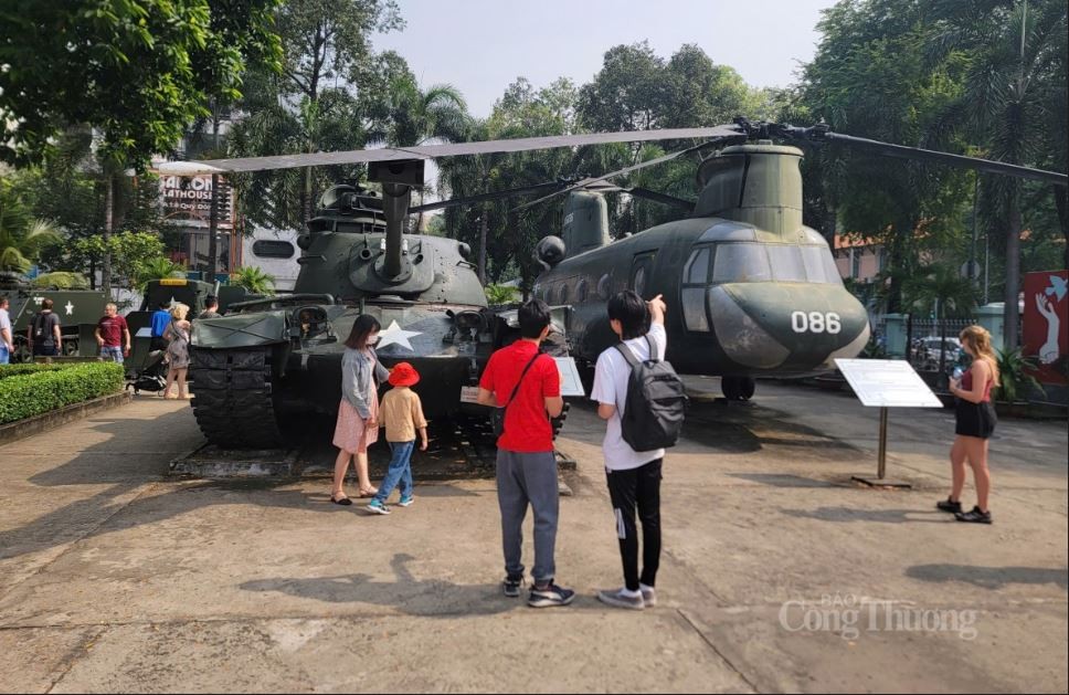 Khám phá những câu chuyện lịch sử tại Bảo tàng Chứng tích Chiến Tranh Khám phá những câu chuyện lịch sử tại Bảo tàng Chứng tích Chiến Tranh