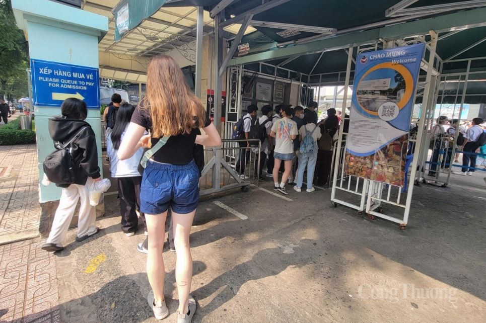 Khám phá những câu chuyện lịch sử tại Bảo tàng Chứng tích Chiến Tranh Khám phá những câu chuyện lịch sử tại Bảo tàng Chứng tích Chiến Tranh