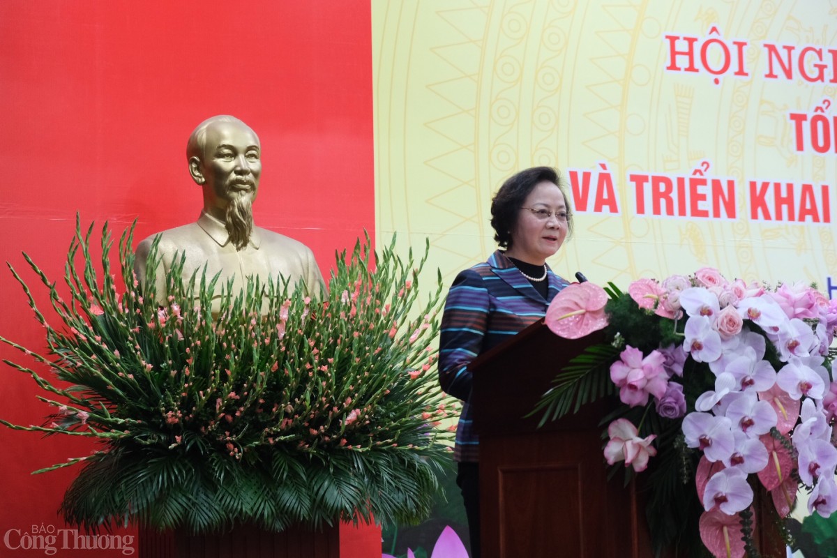 Bộ trưởng Bộ Nội vụ Phạm Thị Thanh Trà phát biểu tiếp thu ý kiến chỉ đạo của Phó Thủ tướng Thường trực Chính phủ Nguyễn Hòa Bình. Ảnh: Trần Đình. Bộ trưởng Bộ Nội vụ Phạm Thị Thanh Trà phát biểu tiếp thu ý kiến chỉ đạo của Phó Thủ tướng Thường trực Chính phủ Nguyễn Hòa Bình. Ảnh: Trần Đình.